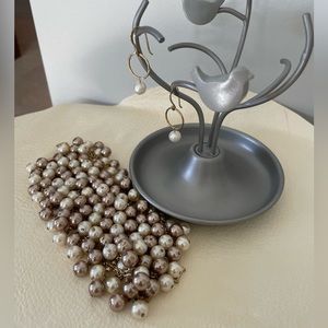 Stella & Dot - Grace Pearl Bracelet and Earrings Set